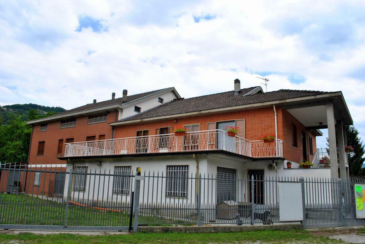 B&B Le Coccinelle Torre Bormida Εξωτερικό φωτογραφία