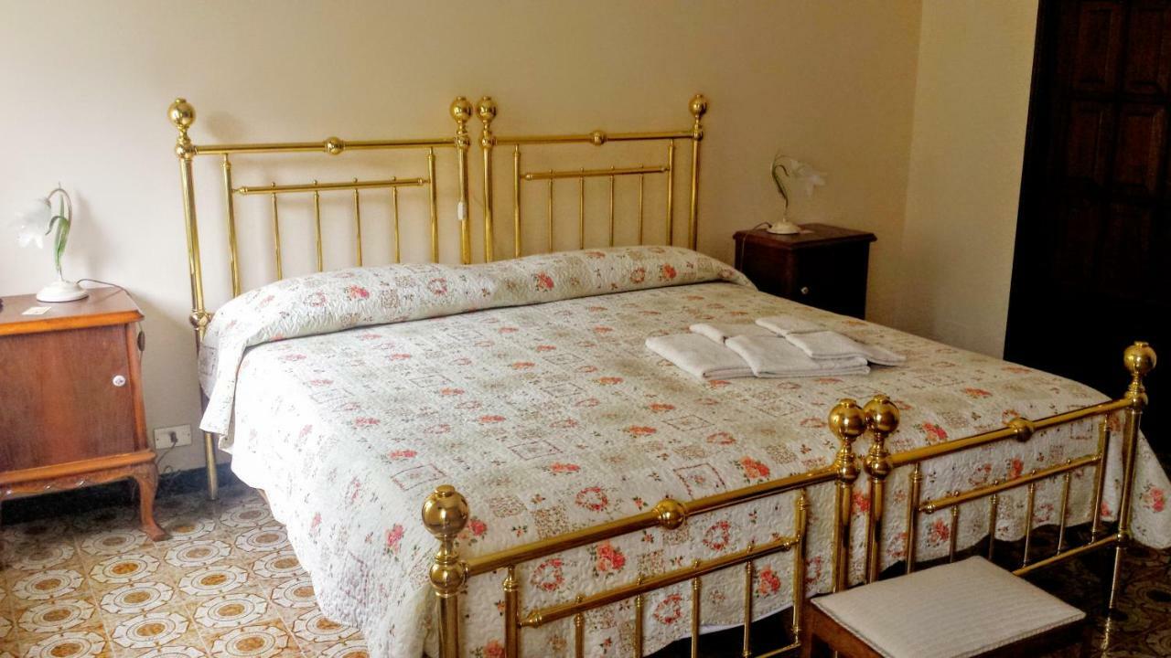 B&B Le Coccinelle Torre Bormida Εξωτερικό φωτογραφία