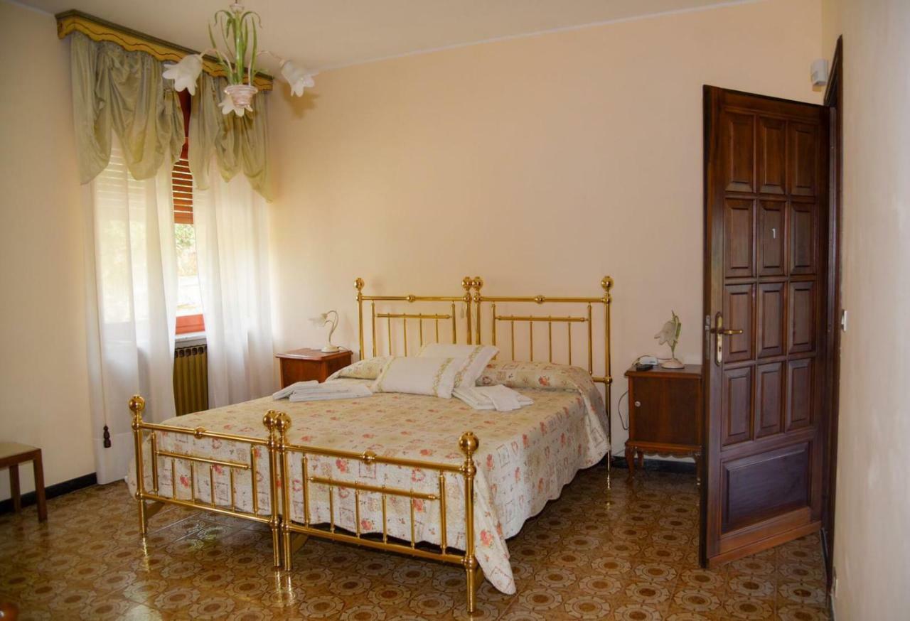 B&B Le Coccinelle Torre Bormida Εξωτερικό φωτογραφία